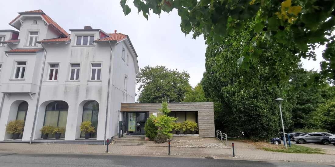 Außenansicht Praxis Peters Bordesholm